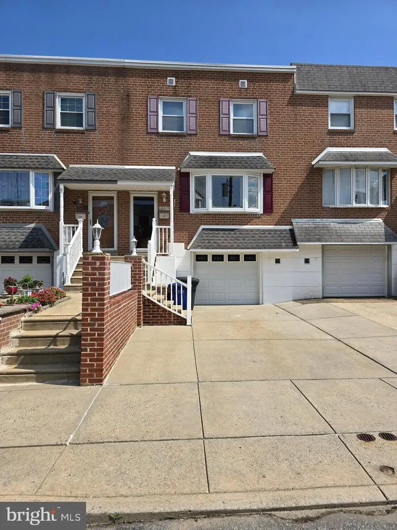 10213 Ambridge Pl, Philadelphia, PA 19114 - #2