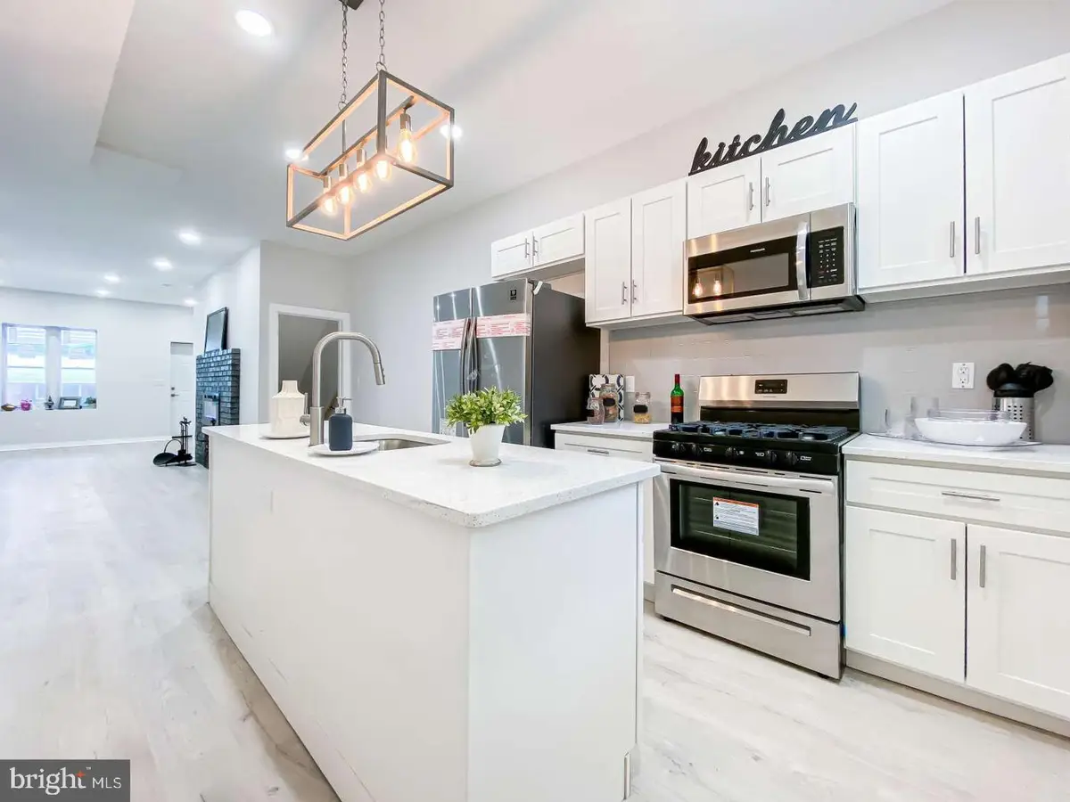 3226 Page St, Philadelphia, PA 19121 - #1