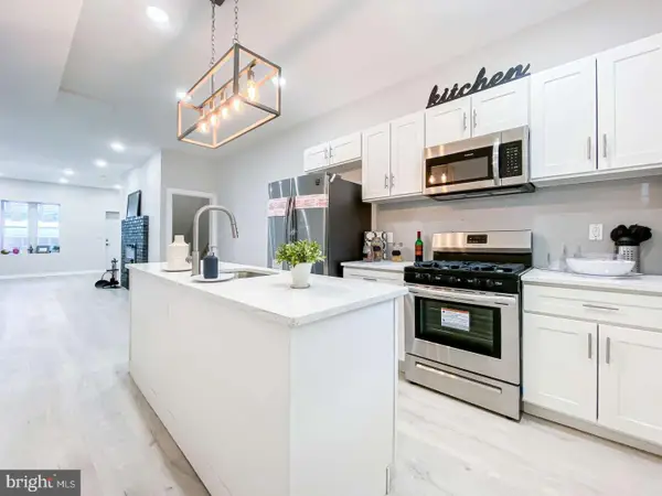 3226 Page St, PHILADELPHIA, PA 19121