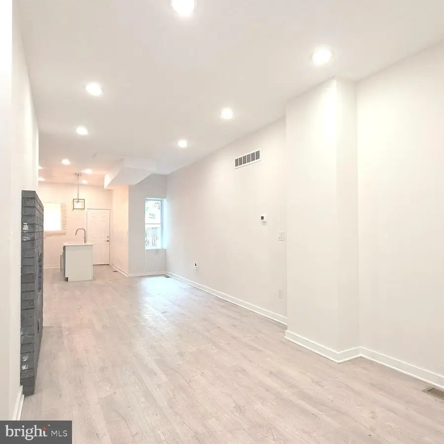 3226 Page St, Philadelphia, PA 19121 - #2