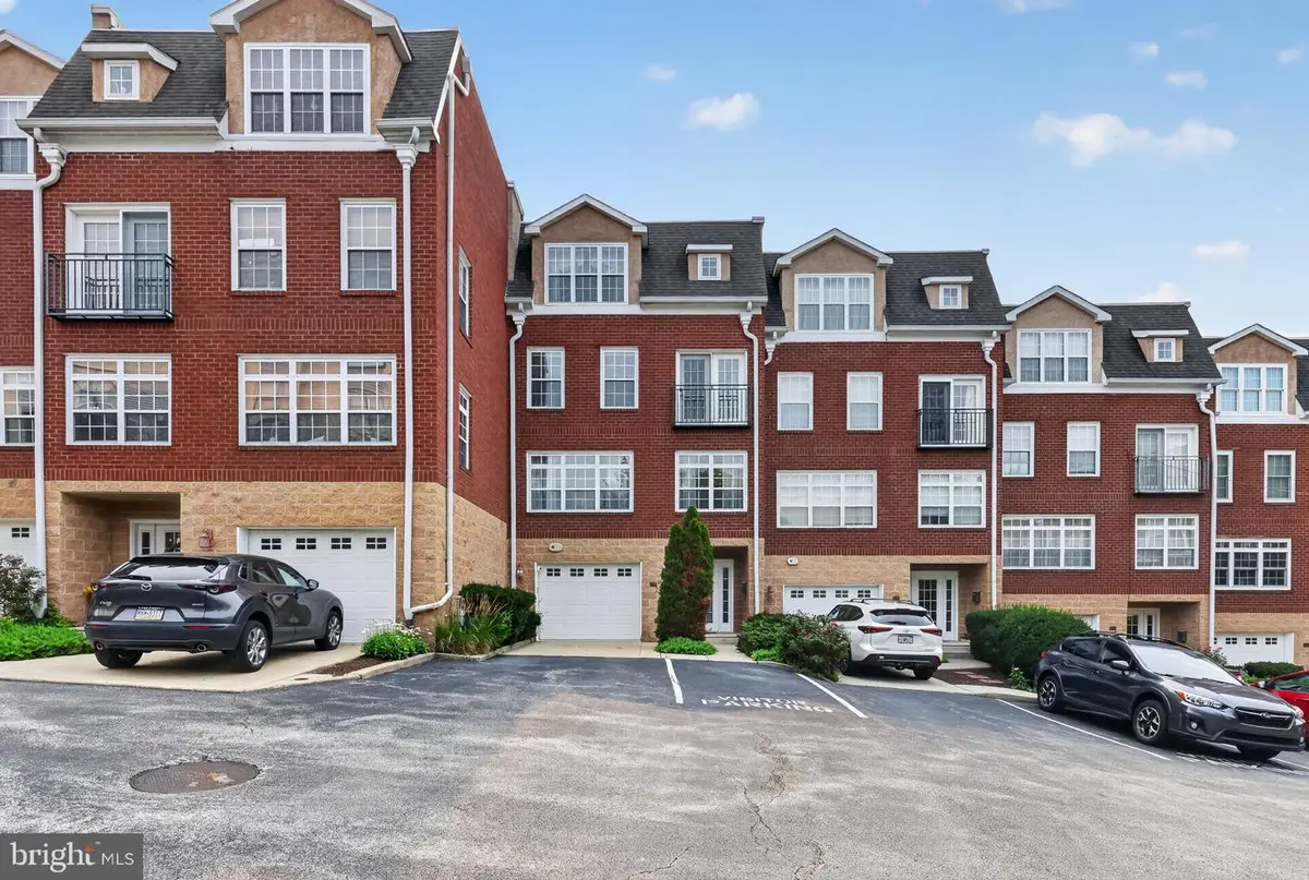 237 Gay St, Philadelphia, PA 19128 - #1
