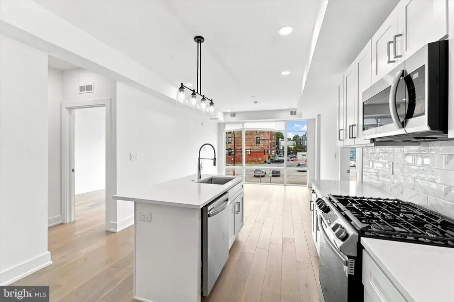 950 N 2nd St #unit 2a, Philadelphia, PA 19123 - #3