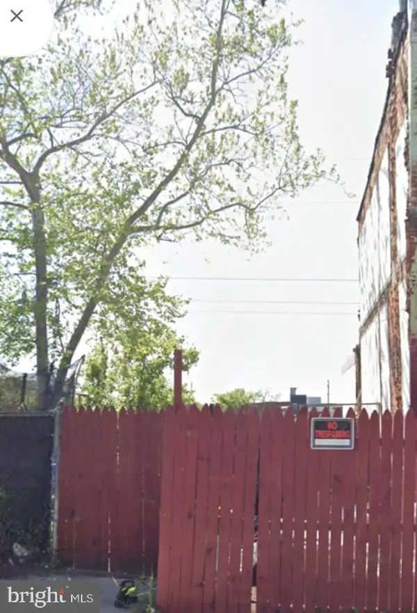 3024 Clifford St, PHILADELPHIA, PA 19121