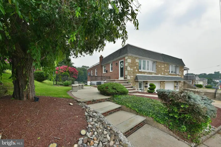 3137 Draper St, Philadelphia, PA 19136 - #2