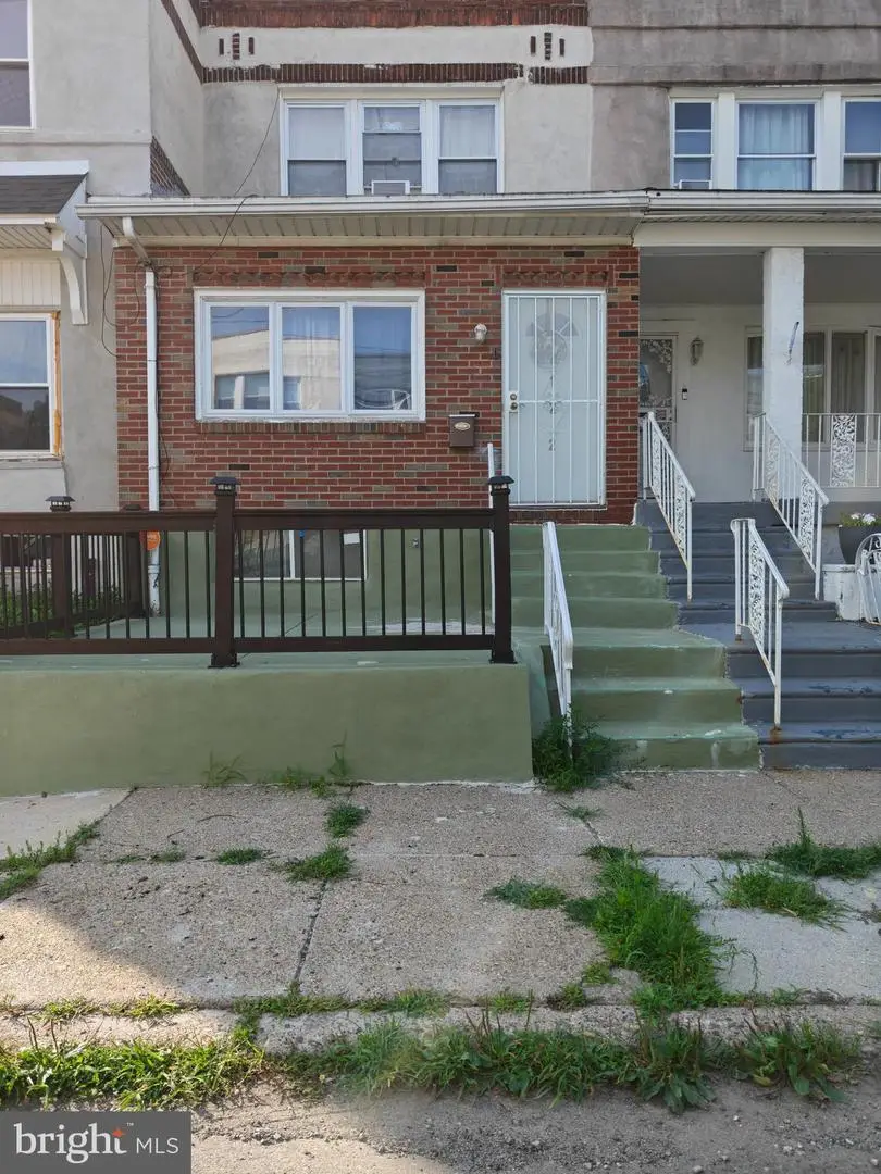 7122 Guyer Ave, Philadelphia, PA 19153 - #1