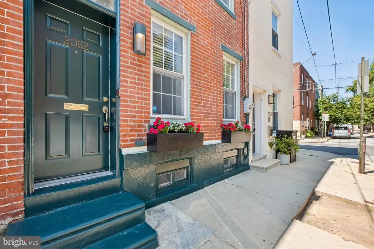 2062 Saint Albans St, Philadelphia, PA 19146 - #1
