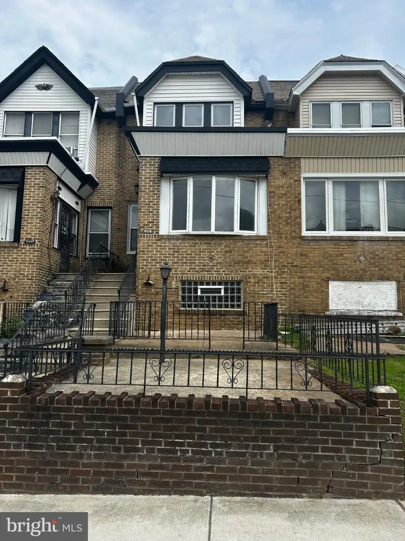 5415 W Montgomery Ave, Philadelphia, PA 19131 - #1