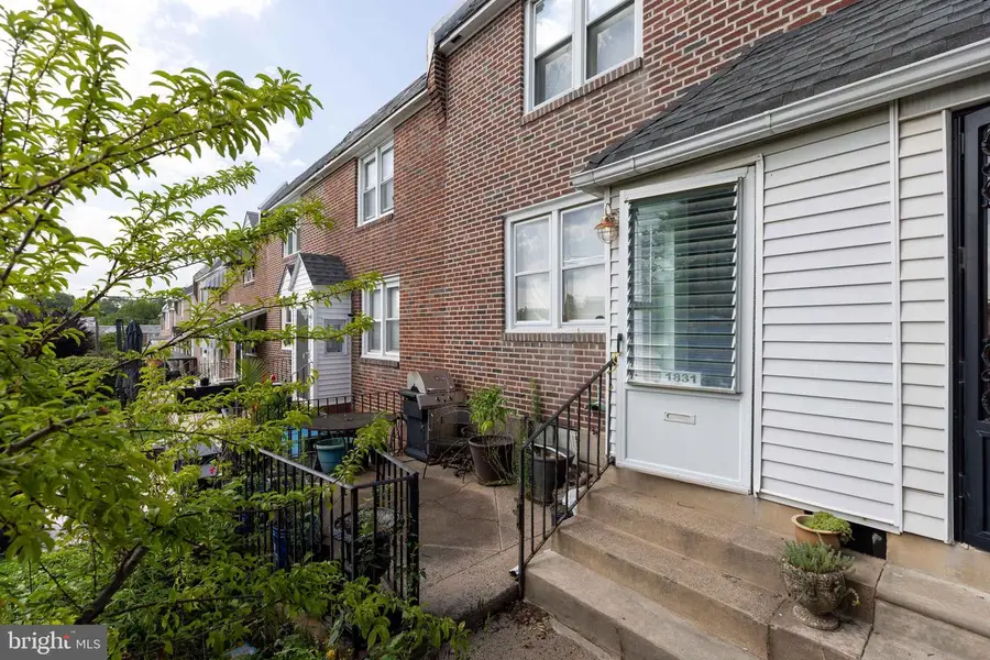 1831 Farrington Rd, Philadelphia, PA 19151 - #2