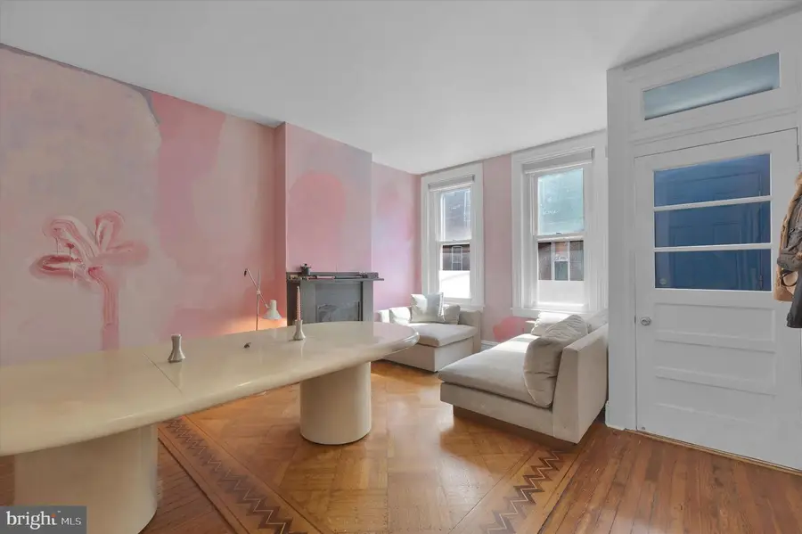 890 N Stillman St, Philadelphia, PA 19130 - #3