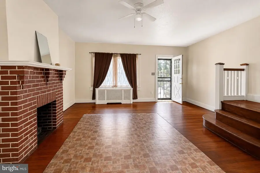 235 E Price St, Philadelphia, PA 19144 - #2