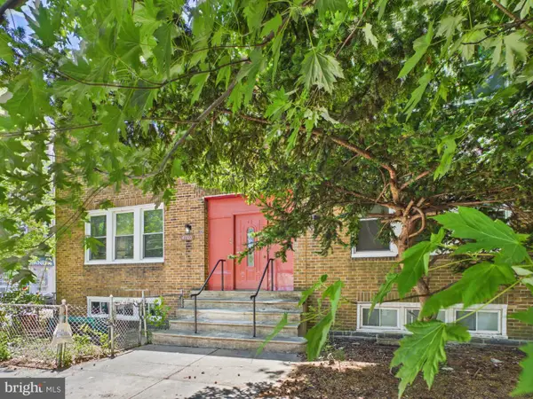 4700 Cedar Ave, PHILADELPHIA, PA 19143