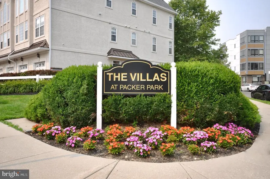 3201 Capri Dr, Philadelphia, PA 19145 - #2