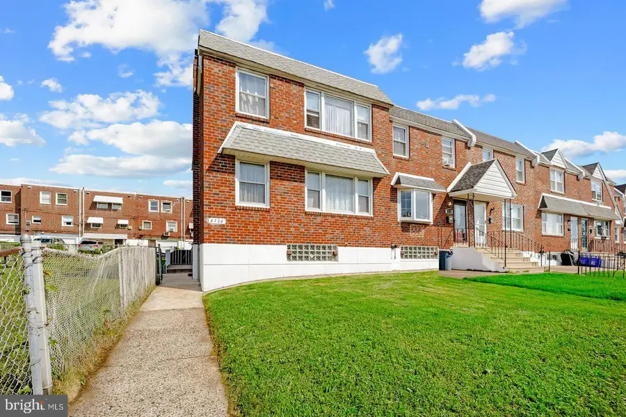 8728 Gillespie St, Philadelphia, PA 19136 - #2