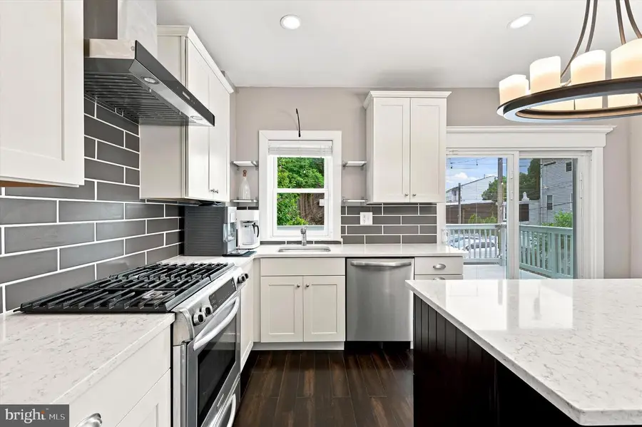 305 Carson St, Philadelphia, PA 19128 - #3