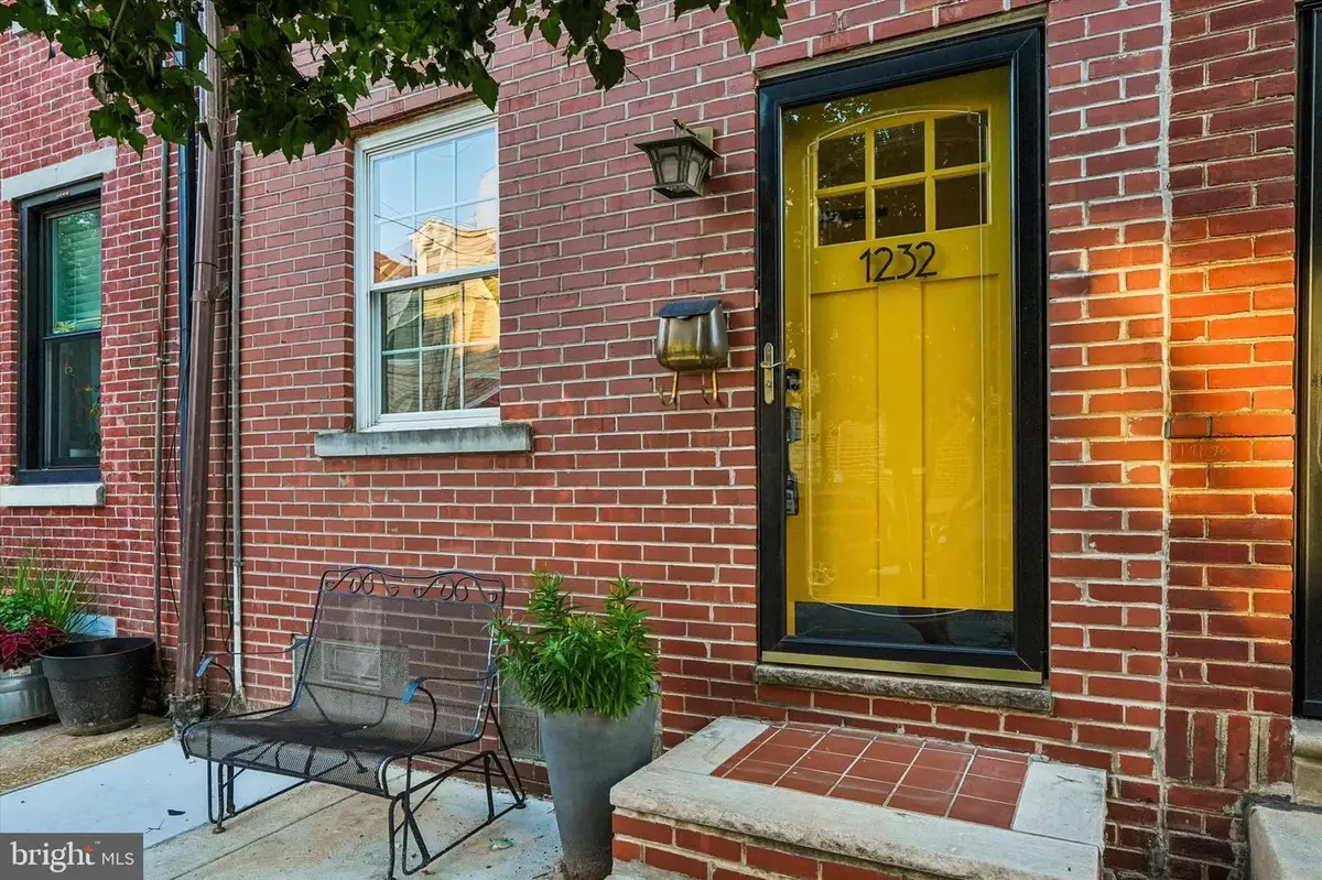1232 Crease St, Philadelphia, PA 19125 - #1
