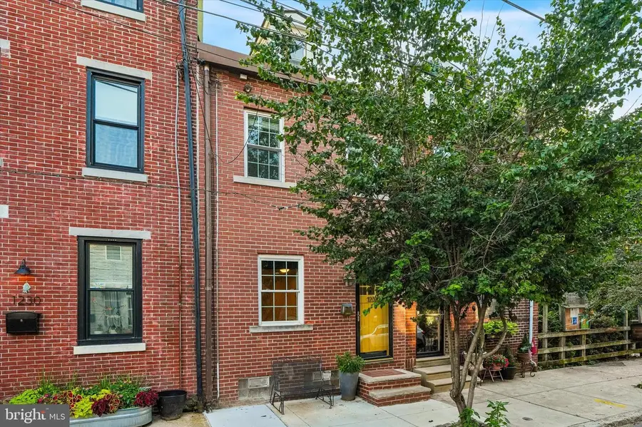 1232 Crease St, Philadelphia, PA 19125 - #2