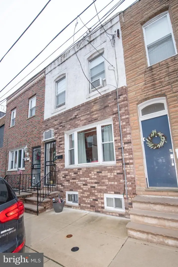 1715 S Iseminger St, Philadelphia, PA 19148 - #2
