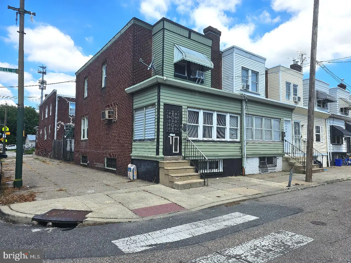 2046 S Bucknell St, Philadelphia, PA 19145 - #1
