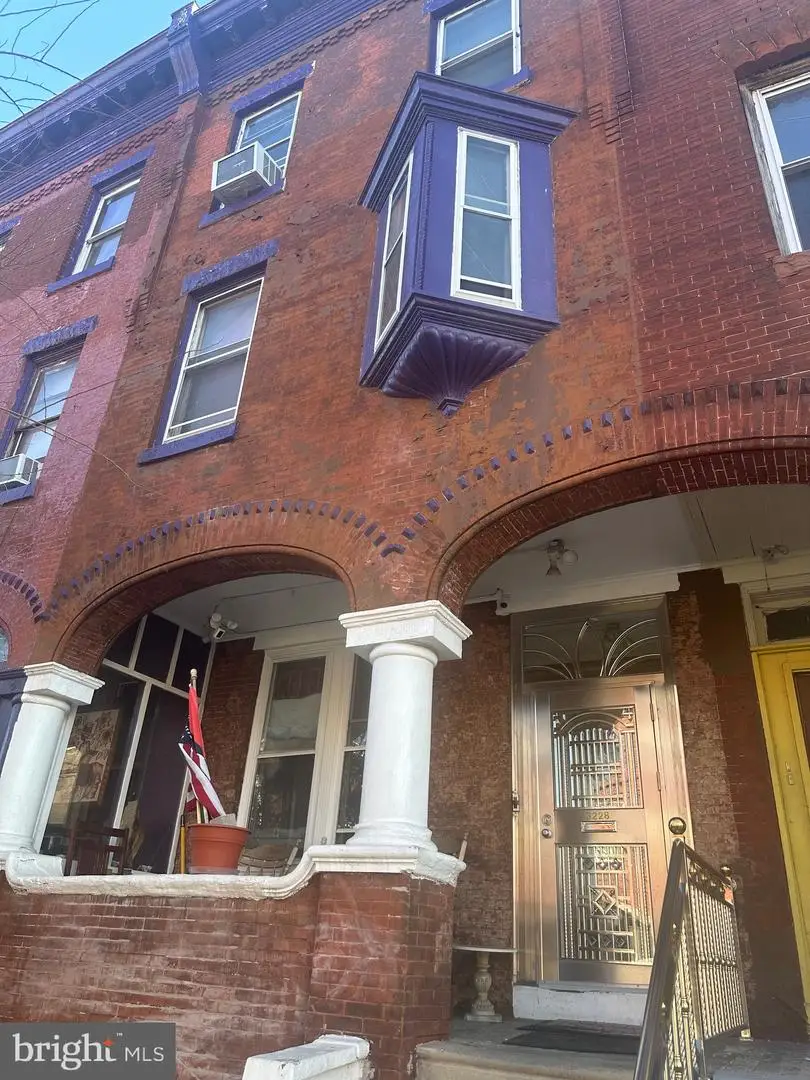 3228 W Oxford St, Philadelphia, PA 19121 - #1