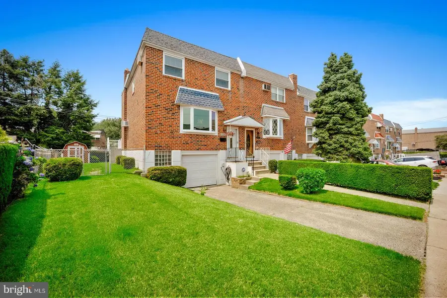 11916 Templeton Dr, Philadelphia, PA 19154 - #2