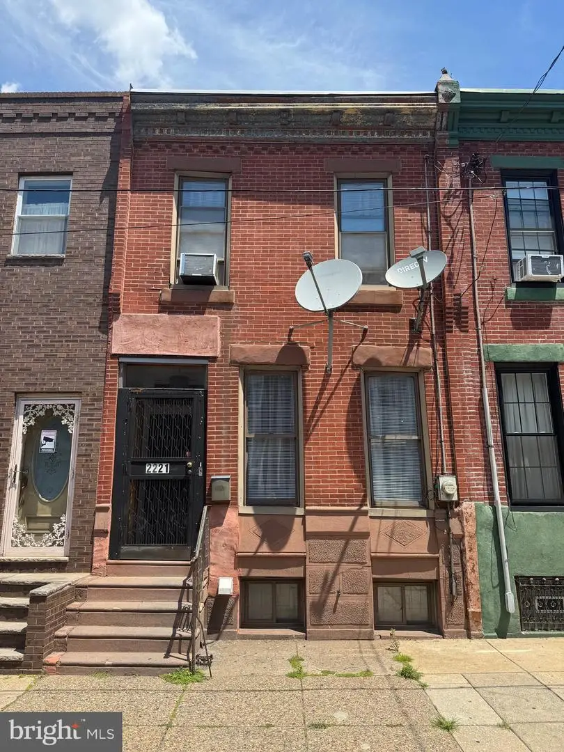 2221 Tasker St, Philadelphia, PA 19145 - #2