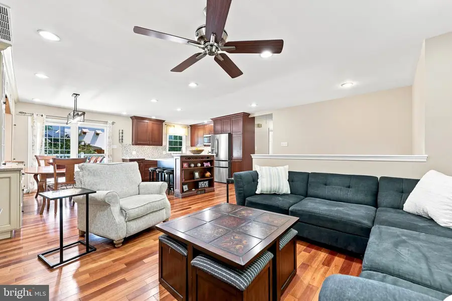 8619 Belfry Dr, Philadelphia, PA 19128 - #3