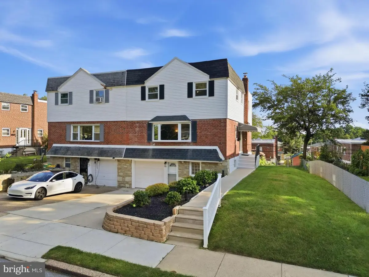 626 Artwood Dr, Philadelphia, PA 19115 - #1