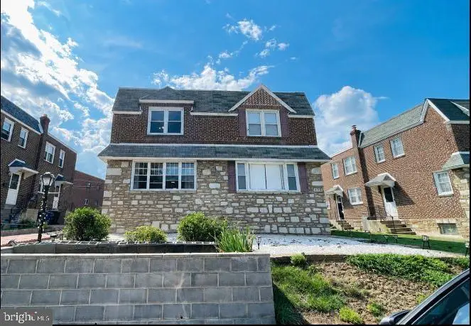 8136 Farnsworth St, Philadelphia, PA 19152 - #1