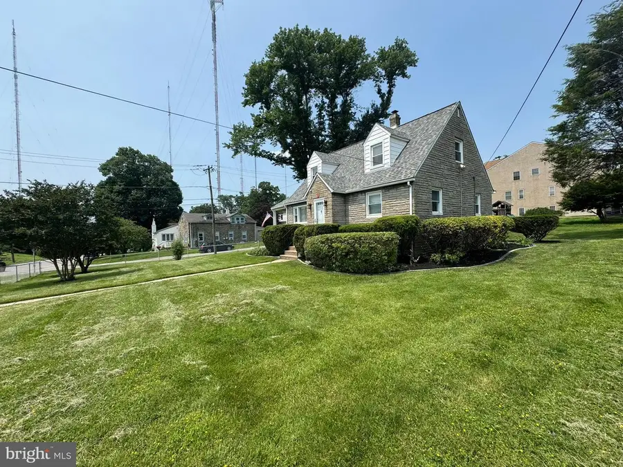 410 Paoli Ave, Philadelphia, PA 19128 - #3