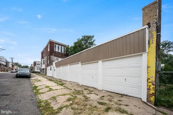 301 W Ruscomb St, PHILADELPHIA, PA 19120