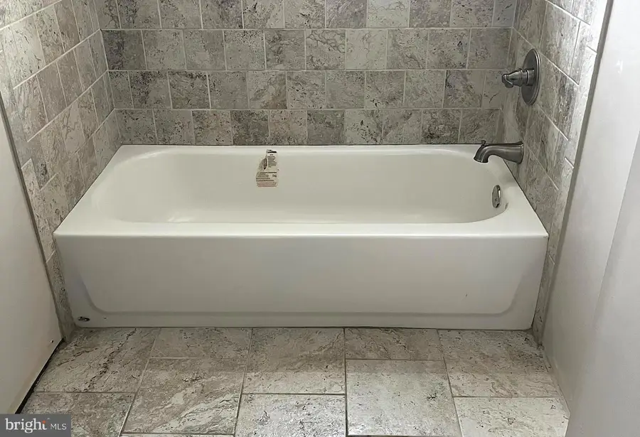 7109 Tulip St, Philadelphia, PA 19135 - #3