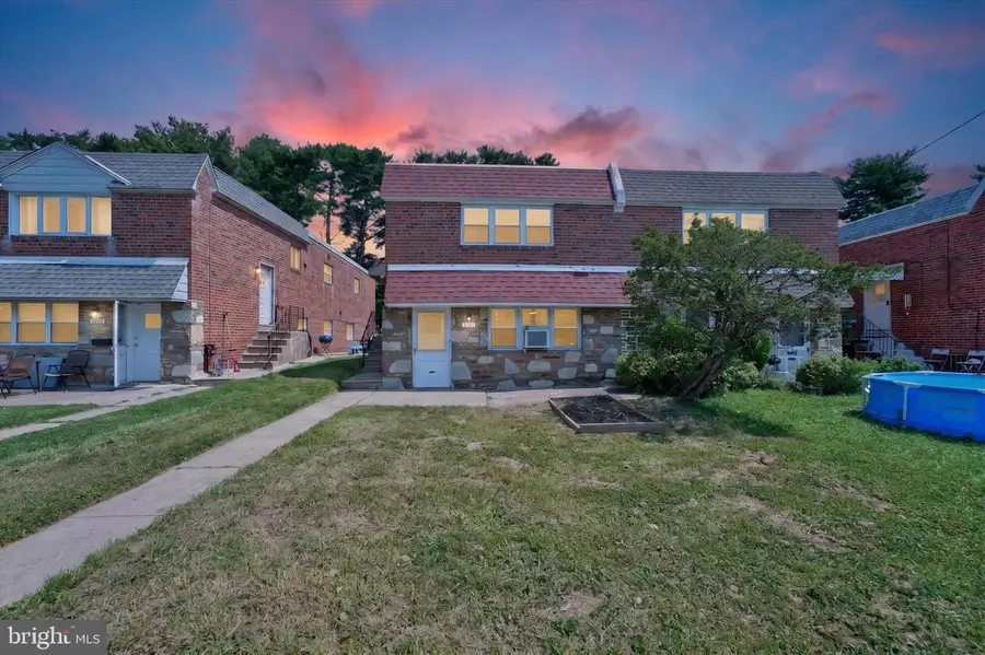 2261 Strahle St, Philadelphia, PA 19152 - #2