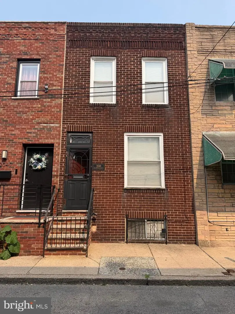 2049 S Beechwood St, Philadelphia, PA 19145 - #1