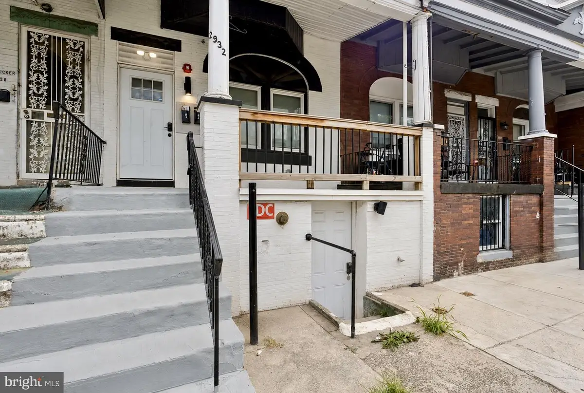 2932 W Oxford St, Philadelphia, PA 19121 - #1