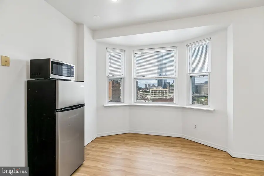 2135 Walnut St #801, Philadelphia, PA 19103 - #3