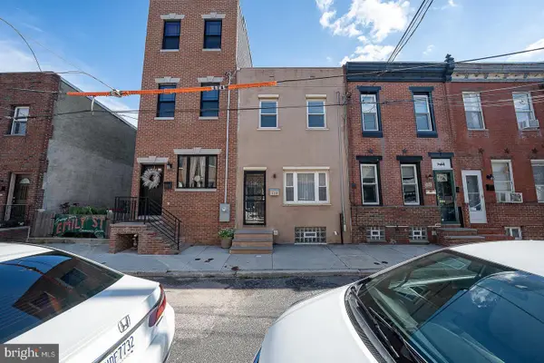 318 Emily St, PHILADELPHIA, PA 19148