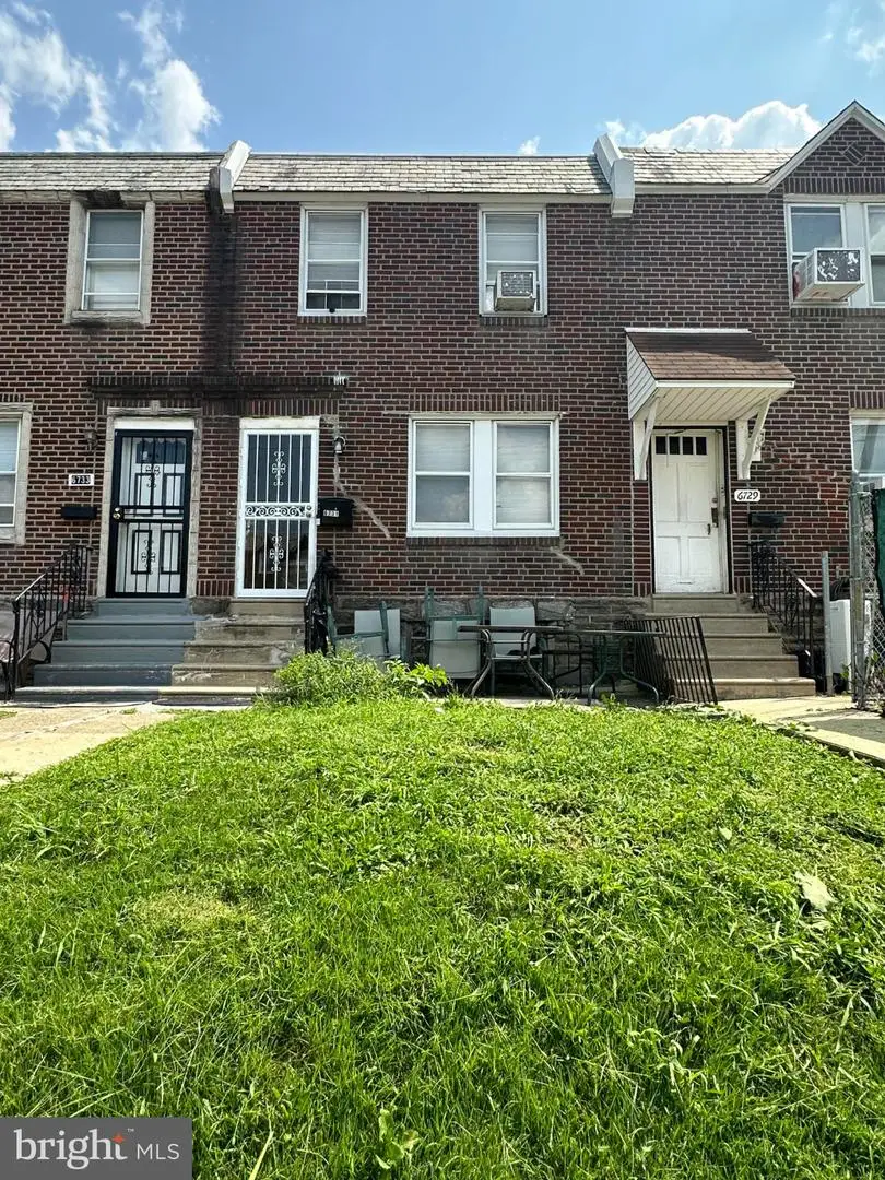 6731 Horrocks St, Philadelphia, PA 19149 - #1
