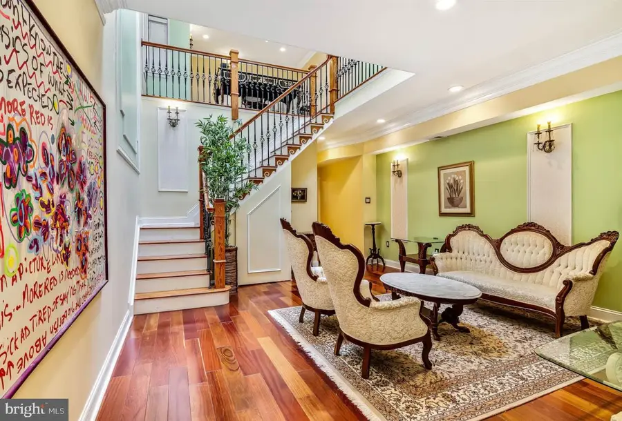 26 S Strawberry St, Philadelphia, PA 19106 - #3