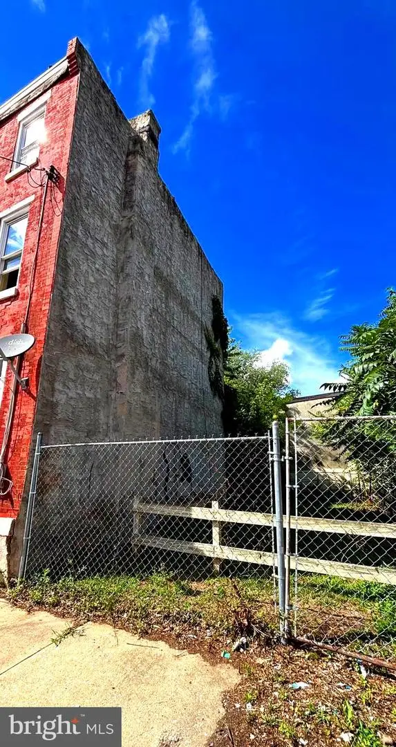 627 W Cumberland St, Philadelphia, PA 19133 - #3