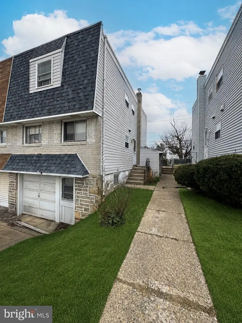 2722 Maxwell St, Philadelphia, PA 19136 - #1