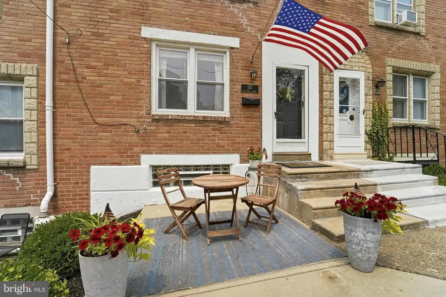 357 W Salaignac St, Philadelphia, PA 19128 - #2
