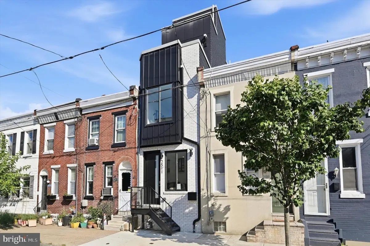 2511 Sepviva St, Philadelphia, PA 19125 - #1