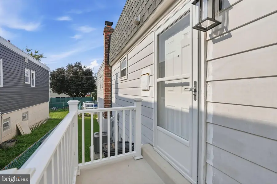 9876 Wistaria St, Philadelphia, PA 19115 - #3