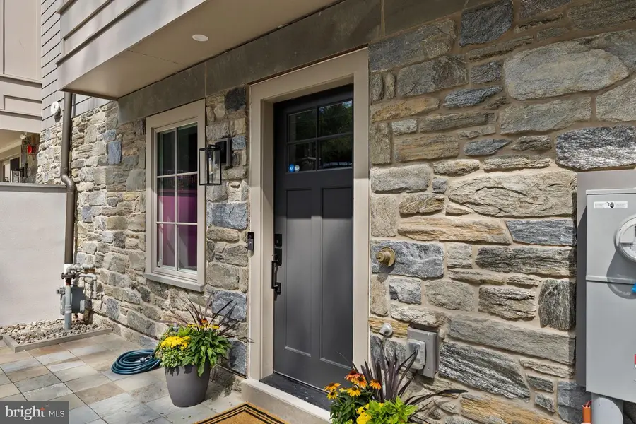 8215 Shawnee St, Philadelphia, PA 19118 - #3