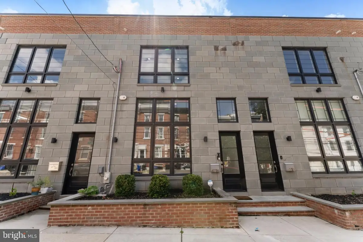 4716 Smick St, Philadelphia, PA 19127 - #1