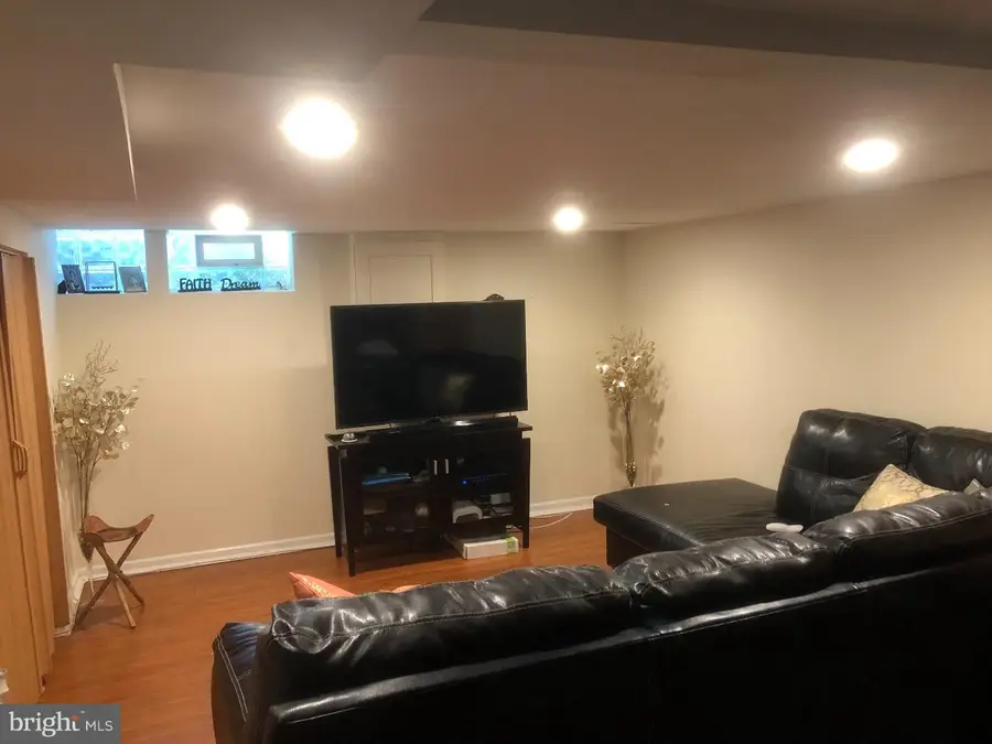 6406 Musgrave St, Philadelphia, PA 19119 - #2