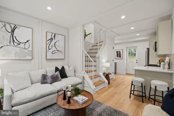 112 Monroe, PHILADELPHIA, PA 19147