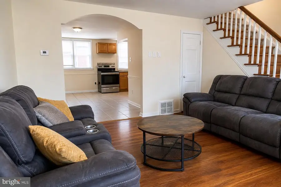 6032 Frontenac St, Philadelphia, PA 19149 - #2