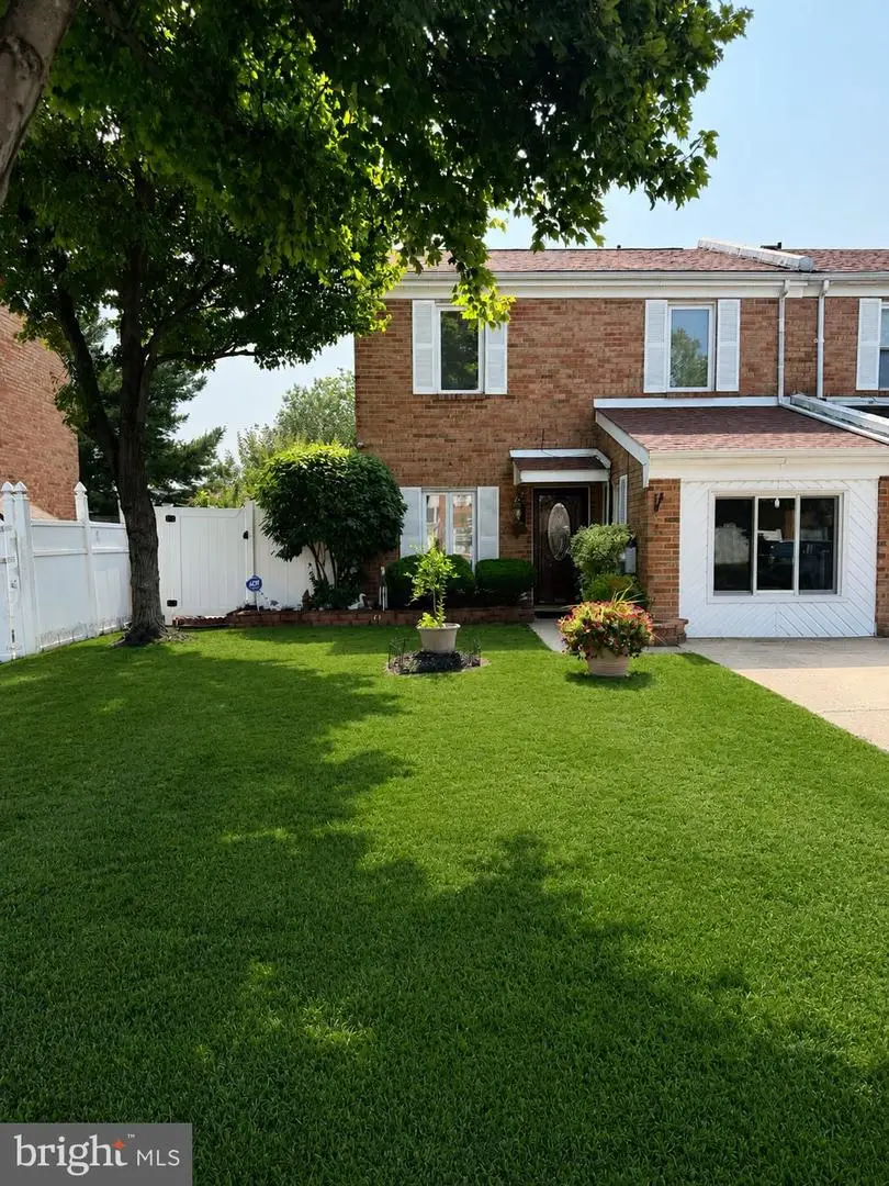 8412 Gibbs Pl, Philadelphia, PA 19153 - #1