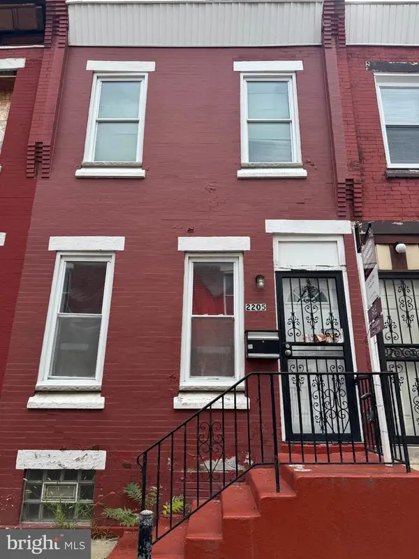 2205 N Bouvier St, PHILADELPHIA, PA 19132